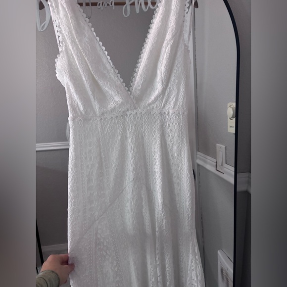 NWT Lulus lace wedding dress - Picture 4 of 7
